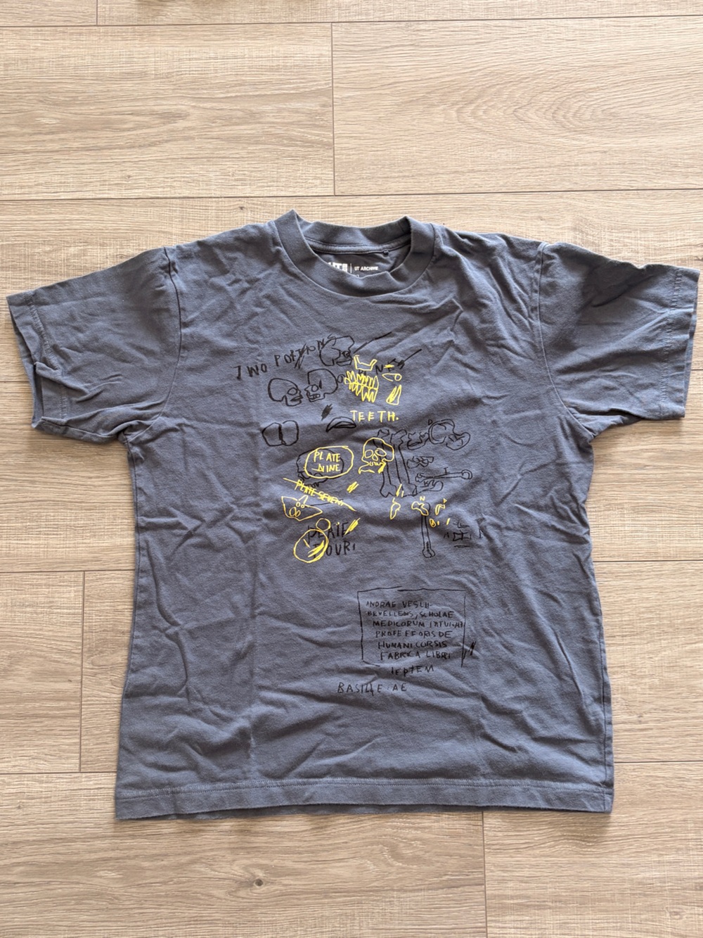 UNIQLO UT x Jean-Michel Basquiat Graphic T-Shirt Gray XS